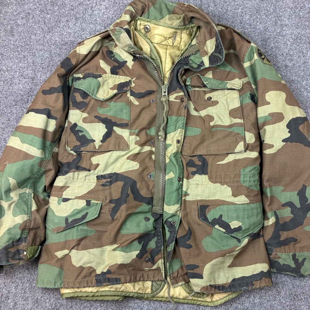 Vintage 1980s US Military M65 Field Jacket Woodland Camo Small Short w/Liner